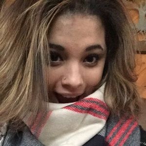 Meet your Posher, Aleah